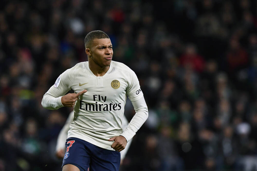 冲击1000球大关！30岁后C罗攻入493球，追平前阿森纳球星鲁克纪录